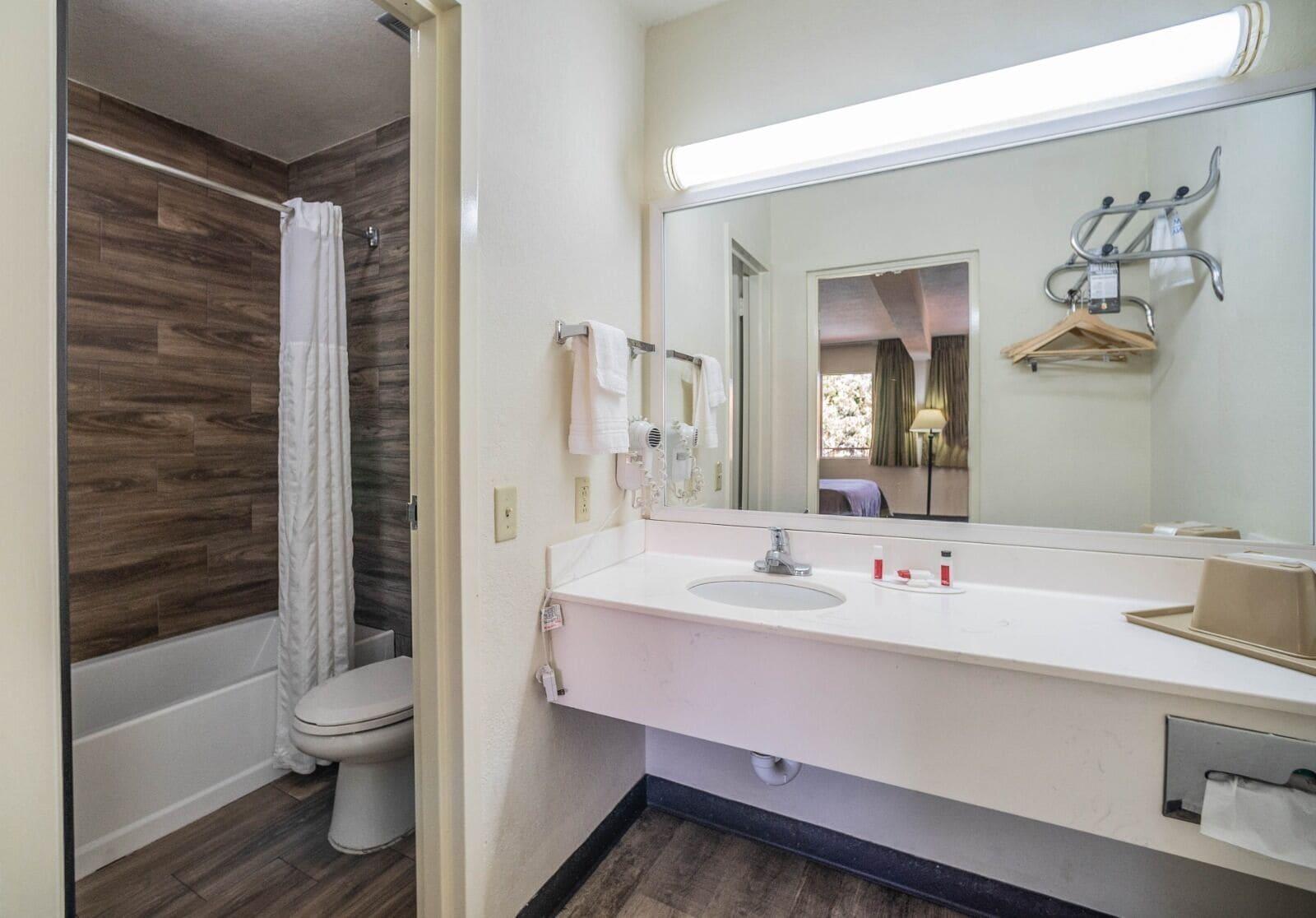 Hotel Super 8 By Wyndham Airport El Paso