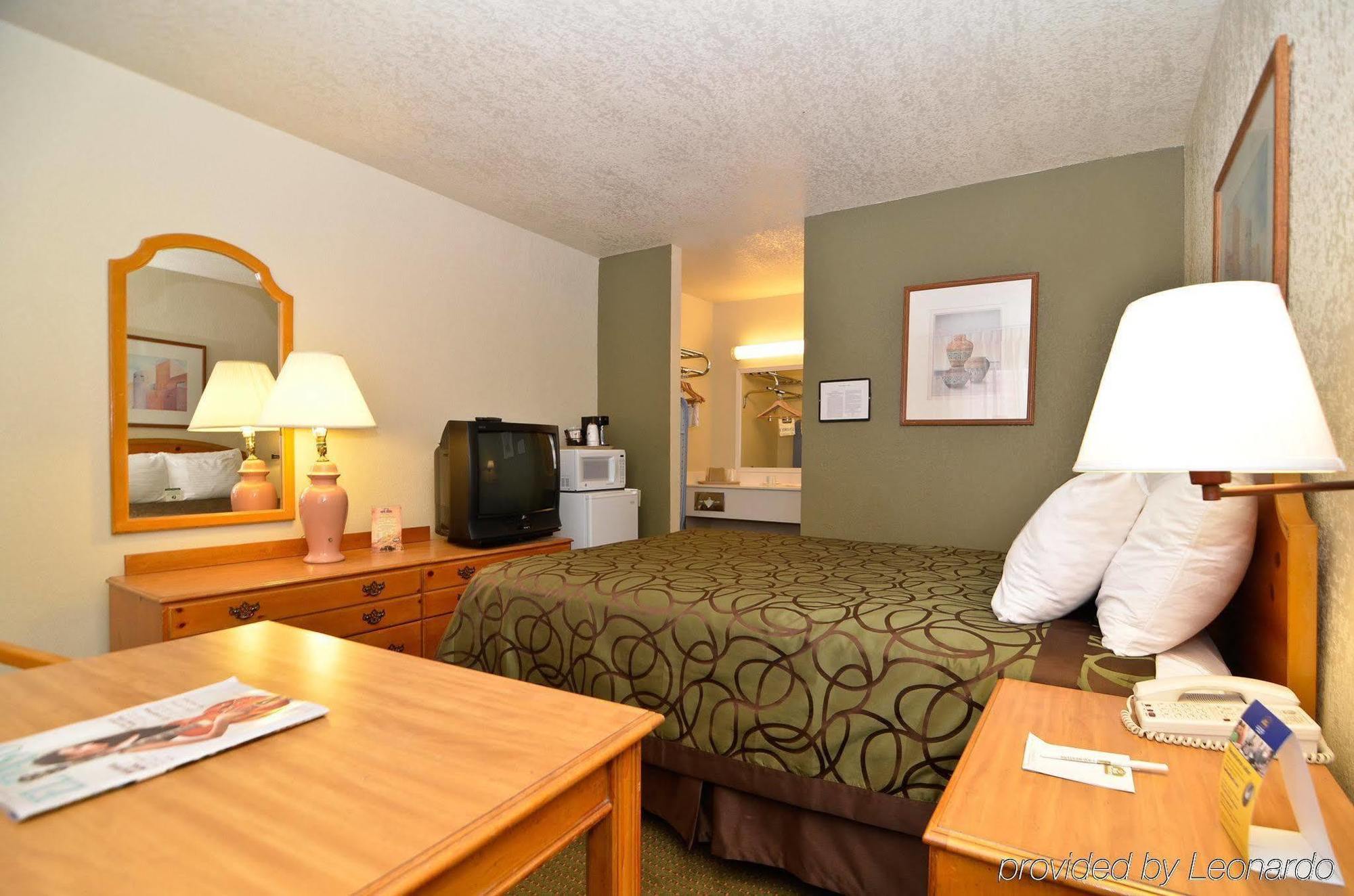 Super 8 By Wyndham Airport El Paso